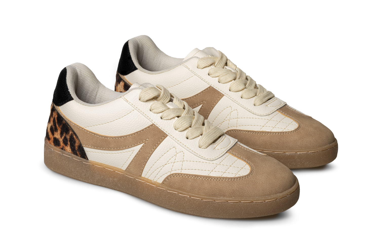 7769 Evian Latte-Leopardo