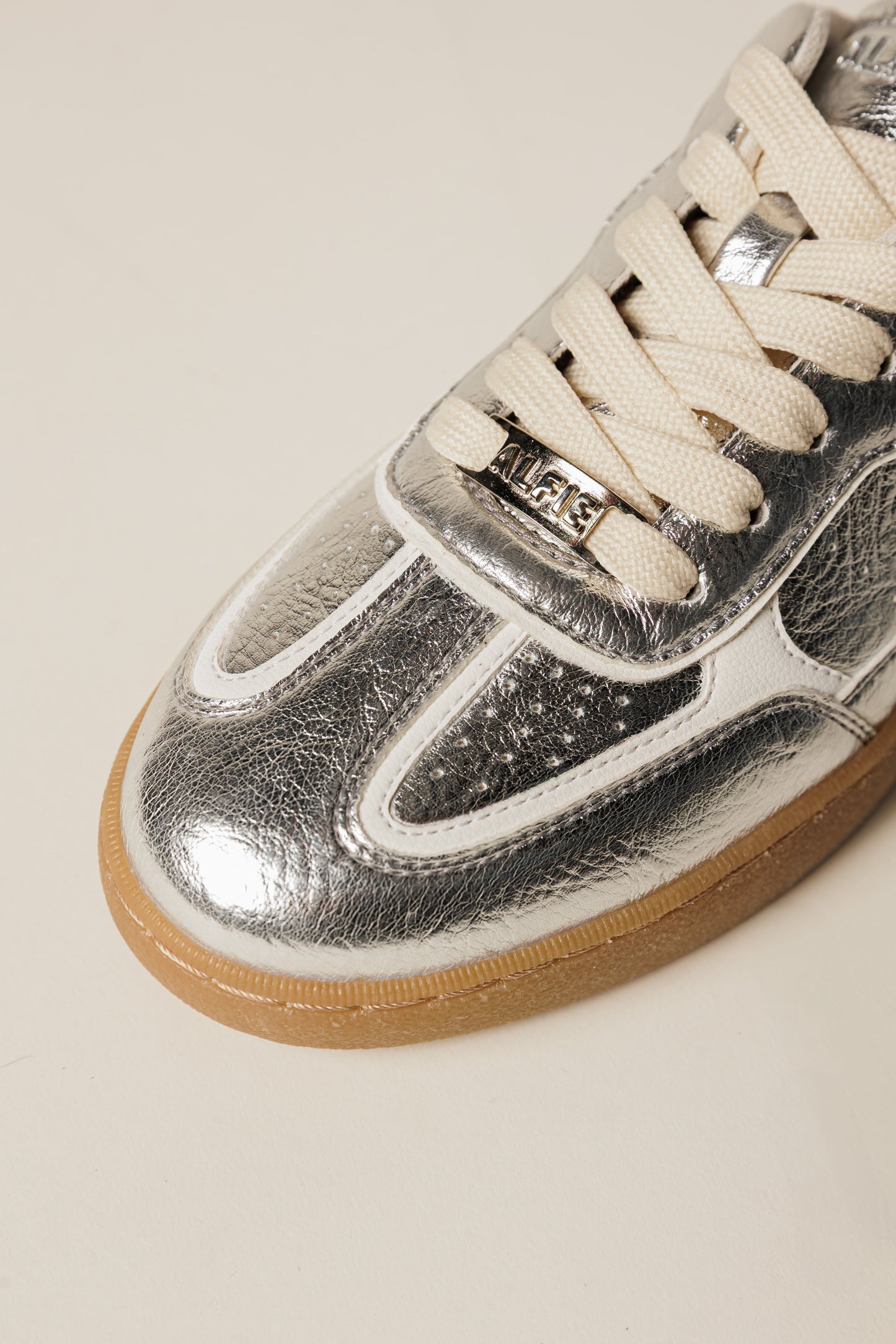 7757 Evian Silver