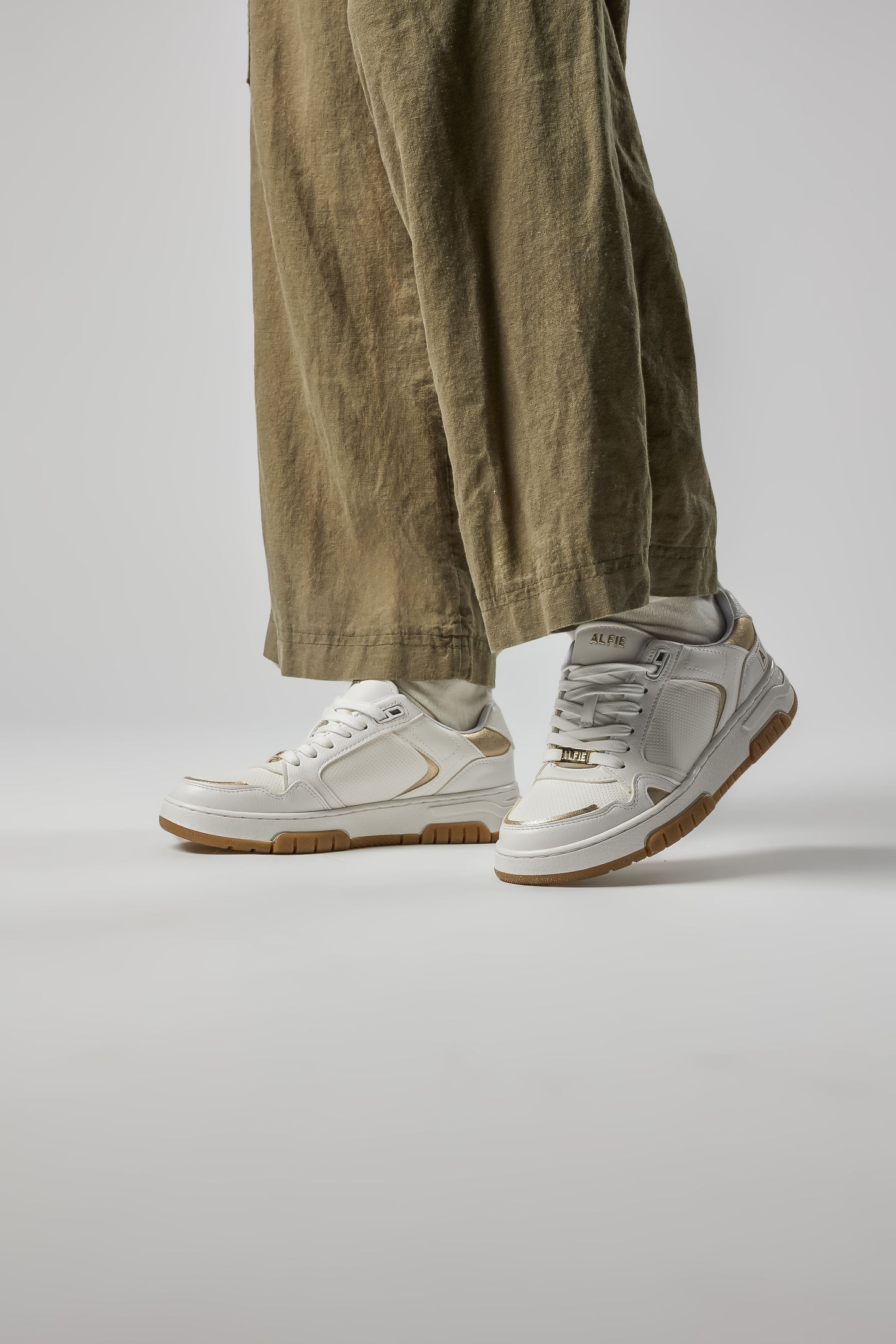 7953 Ruja Blanco-Mulit